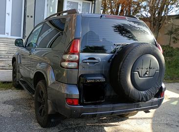 Toyota Land Cruiser anno 2005 KDJ 125