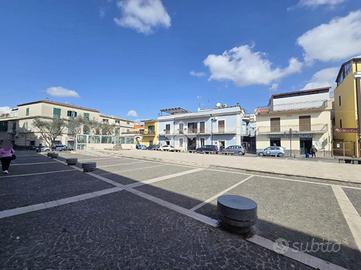 2 LOCALI A POMIGLIANO D'ARCO