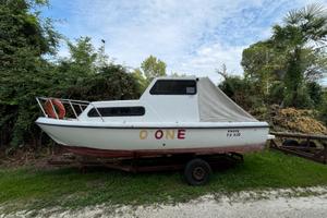 Imbarcazione Pilotina da 6,50 m