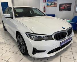 BMW Serie 3 320i Business Advantage