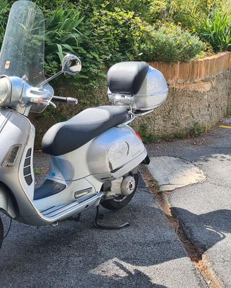 Vespa 250 GTS con problemi di accensione