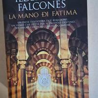 la mano di Fatima Falcones