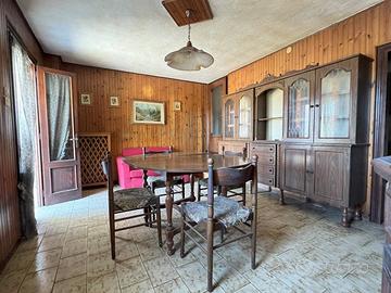 mobili vari in buone condizioni