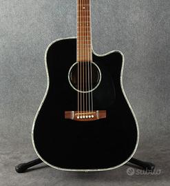 Chitarra acustica Takamine elettrificata