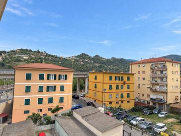 Appartamento di 90 m² con 4 locali a Ventimiglia