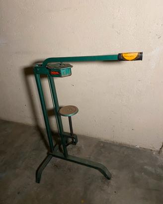 Tappatrice per bottiglie