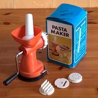 Macchina per pasta ed altro