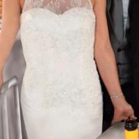 Abito da sposa in tessuto Mikado, collezione Vinni