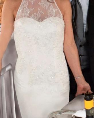 Abito da sposa in tessuto Mikado, collezione Vinni