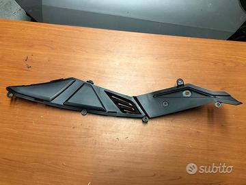 Fianchetto pannello destro Kawasaki J300 2013-2018