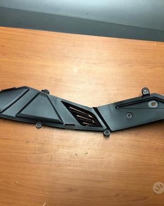 Fianchetto pannello destro Kawasaki J300 2013-2018