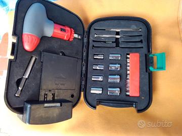 Vintage lampadina con attrezzi Italiana Petroli