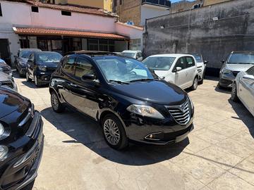 Lancia Ypsilon 1.3 MJT 16V 95 CV 5 porte S&S Plati