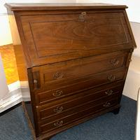 Cassettiera classica con ribaltina / scrittoio