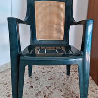 Tavolo + 6 sedie da esterno molto resistenti 