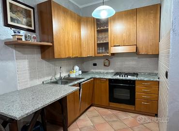 Cucina in noce completa