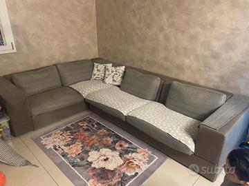 Divano angolare in tessuto