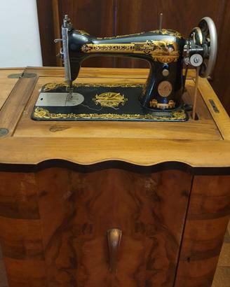 Antica Macchina da Cucire Singer Vintage