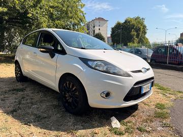 Ford Fiesta 1.2 Benz 5 porte Titanium *EURO5*