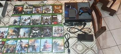 Xbox One 500GB + HDD Seagate 1TB + 29 VideoGiochi 