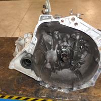 CAMBIO 5 MARCE TOYOTA AYGO 1.0 VVT-i ANNO 2007