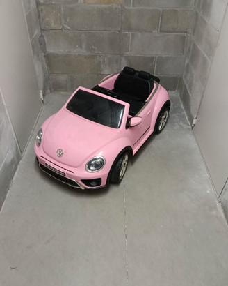 auto giocattolo elettrica