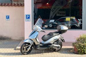 Piaggio Beverly Tourer 400 + Promo
