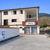 Intero stabile ideale investimento