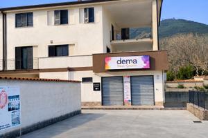 Intero stabile ideale investimento