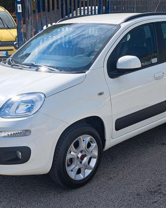 Fiat Panda 0.9 TwinAir Turbo Natural Power Lounge