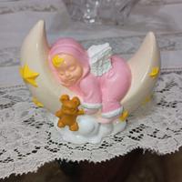 Angelo adagiato su luna in ceramica