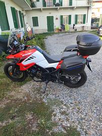 Suzuki V-strom 1050