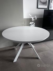 Tavolo rotondo diametro 120cm-nuovissimo