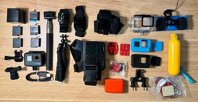 GoPro Hero 6 Black + Molti Accessori + 5 Batterie