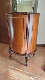 Mobiletto porta bottiglie