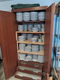 Set piatti e bicchieri