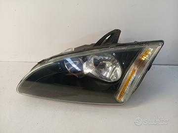 Faro ant sx FORD FOCUS II '04