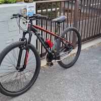 Bicicletta Mountain Bike