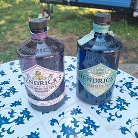 bottiglie gin HEndrik S vuote