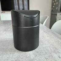 Mini pattumiera in alluminio nera