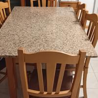 tavolo in noce massiccio e sedie