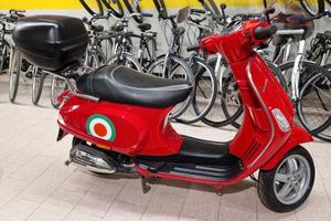 Piaggio Vespa S 50 Rossa