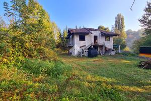 VILLA SINGOLA A CASTIGLIONE TORINESE