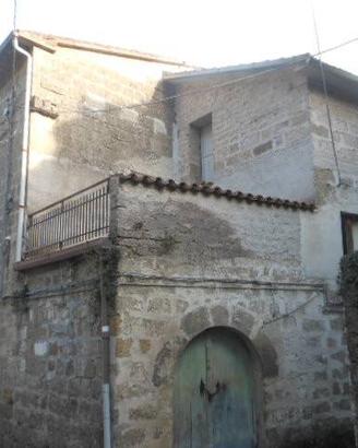 Casa indipendente di 300 m² con più di 5 locali e 