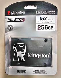 SSD 256 GB Kingston KC600 SATA 3