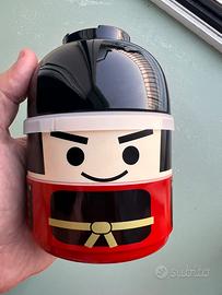 Porta pranzo bento kokeshi prodotto da Hakoya