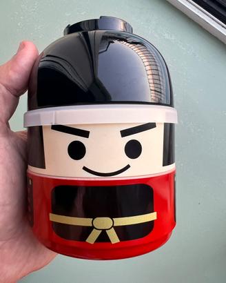 Porta pranzo bento kokeshi prodotto da Hakoya