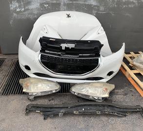Musata Peugeot 208 (2014) con kit airbag