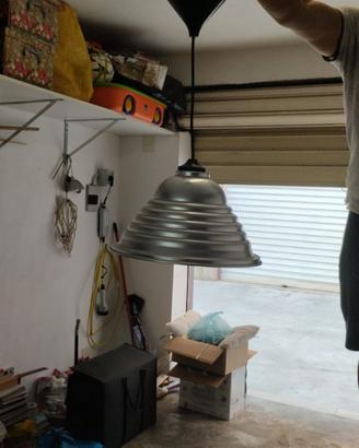 lampadario in acciaio