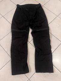 Pantaloni da moto